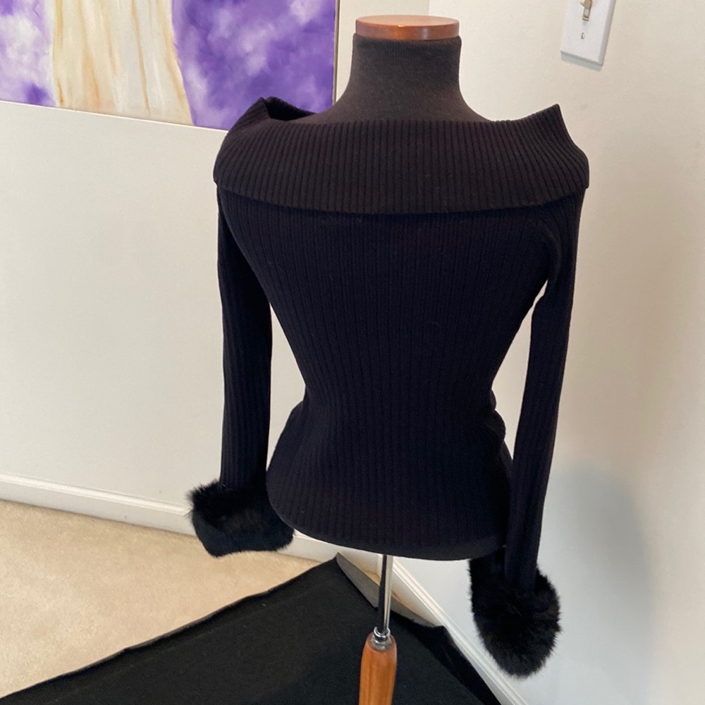 WHBM Sweater - Picture 2 of 7